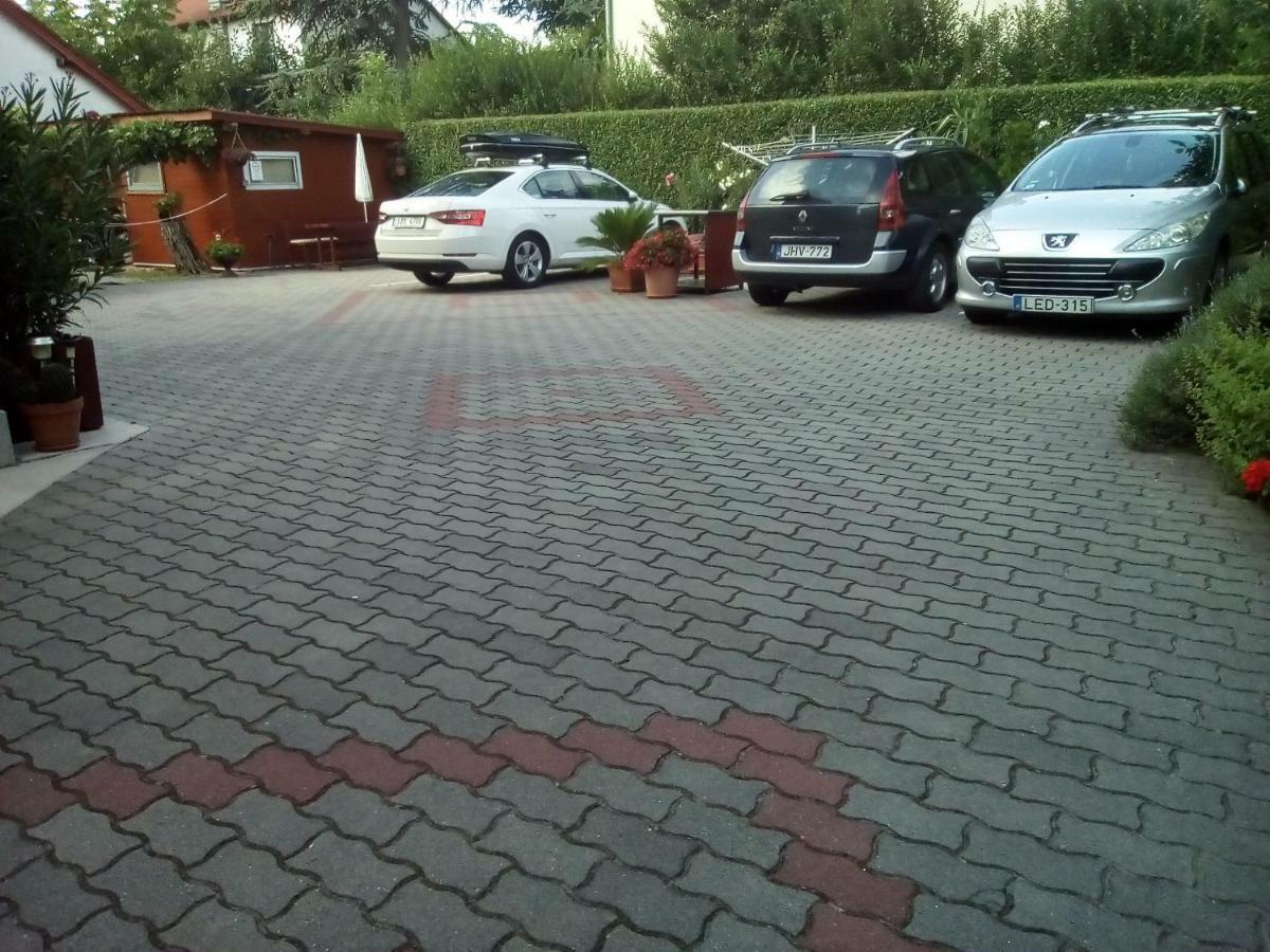 Kata Vendeghaz Hotel Balatonfured Ngoại thất bức ảnh
